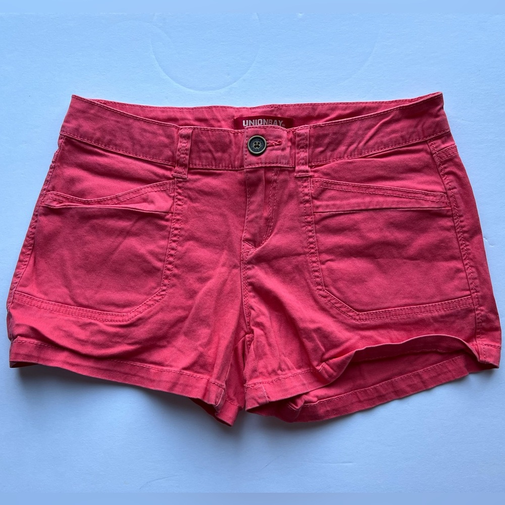 Unionbay Shorts Coral Pink Cargo Size 9